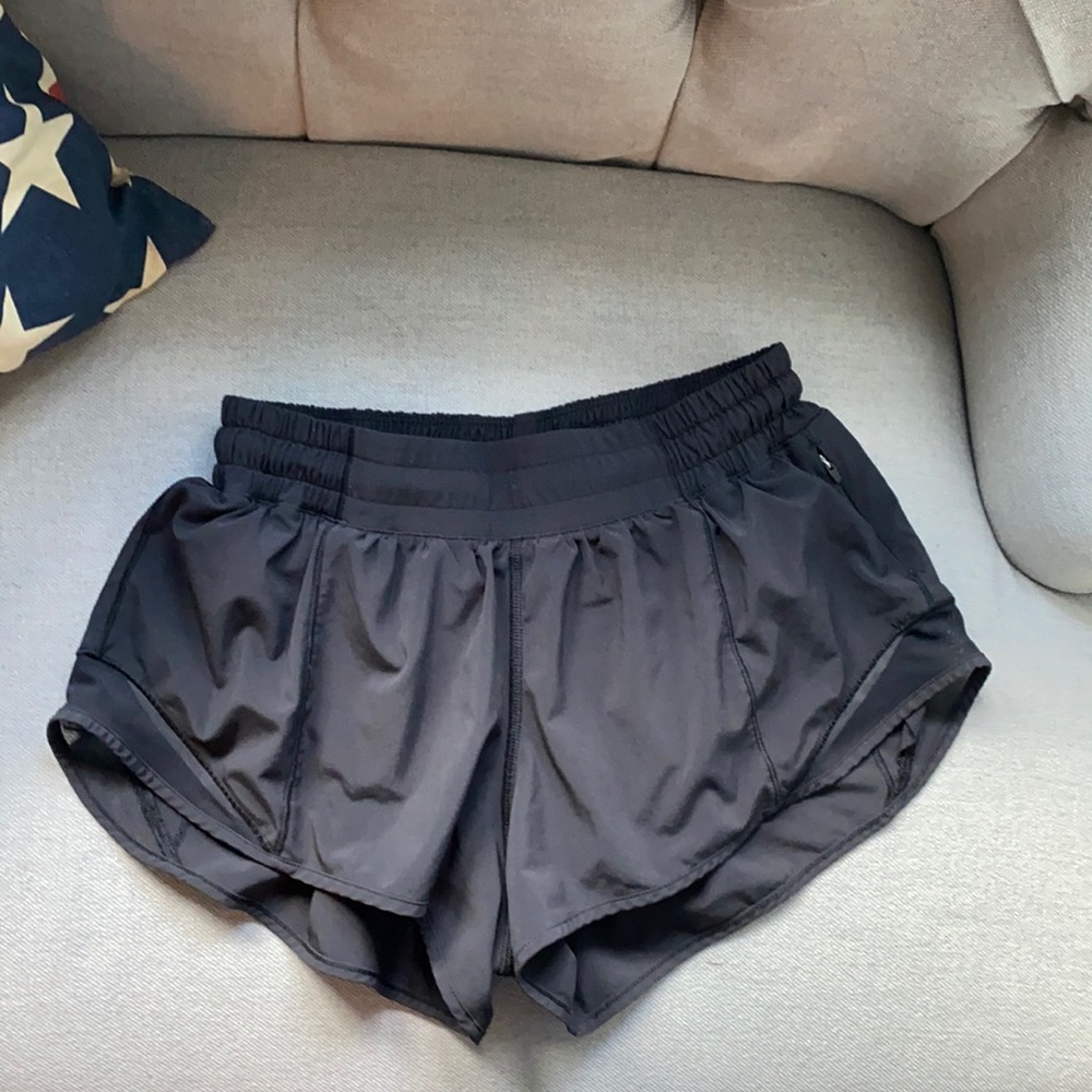 lululemon hotty hot short